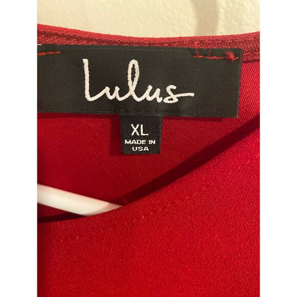 Lulus Red Ruffle Bodycon Dress 3/4 Bell Sleeve
Womens Size XL - Picture 3 of 4